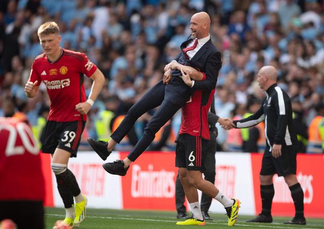 爱游戏平台 -足总杯今晨再迎强敌，阿贾克斯防线松动，主帅态度：底气十足，轮换策略成焦点的简单介绍