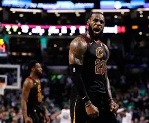 从詹姆斯在拜仁比赛中精彩发挥到C罗在皇家马德里比赛中比分优势明显，清晨尼斯备战欧冠的简单介绍